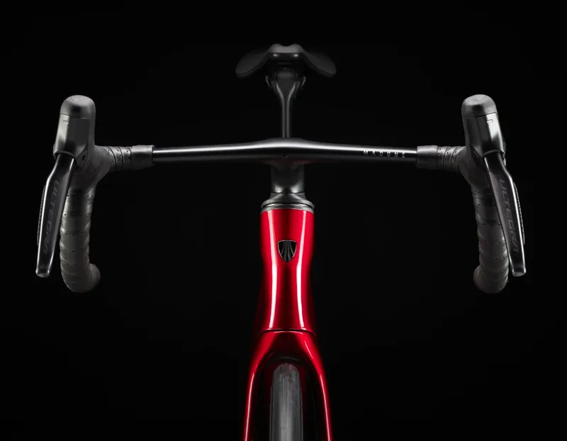 Trek Madone SLR 7 Ultegra Di2 Carbon Road Race Bike 2024 in Red Carbon Smoke-4